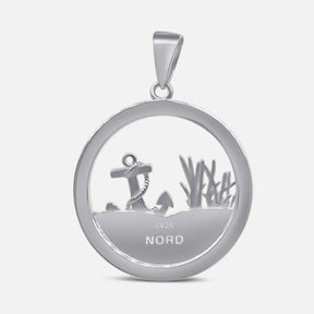 Runder Anhänger aus Silber mit Anker, Gras, Schriftzug NORD, maritimer Schmuck
