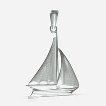 Segelboot Anhänger aus Silber, maritimer Schmuck, filigranes Segelboot Design