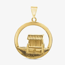 Goldener Anhänger in runder Form mit Strandkorb-Motiv für maritimen Schmuck, Vorderansicht